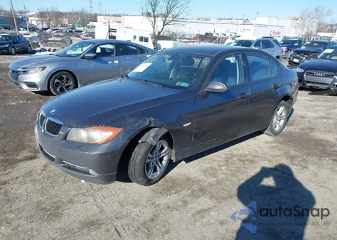 2008 BMW 328Xi z USA, uszkodzony, nr VIN WBAVC735X8A236493